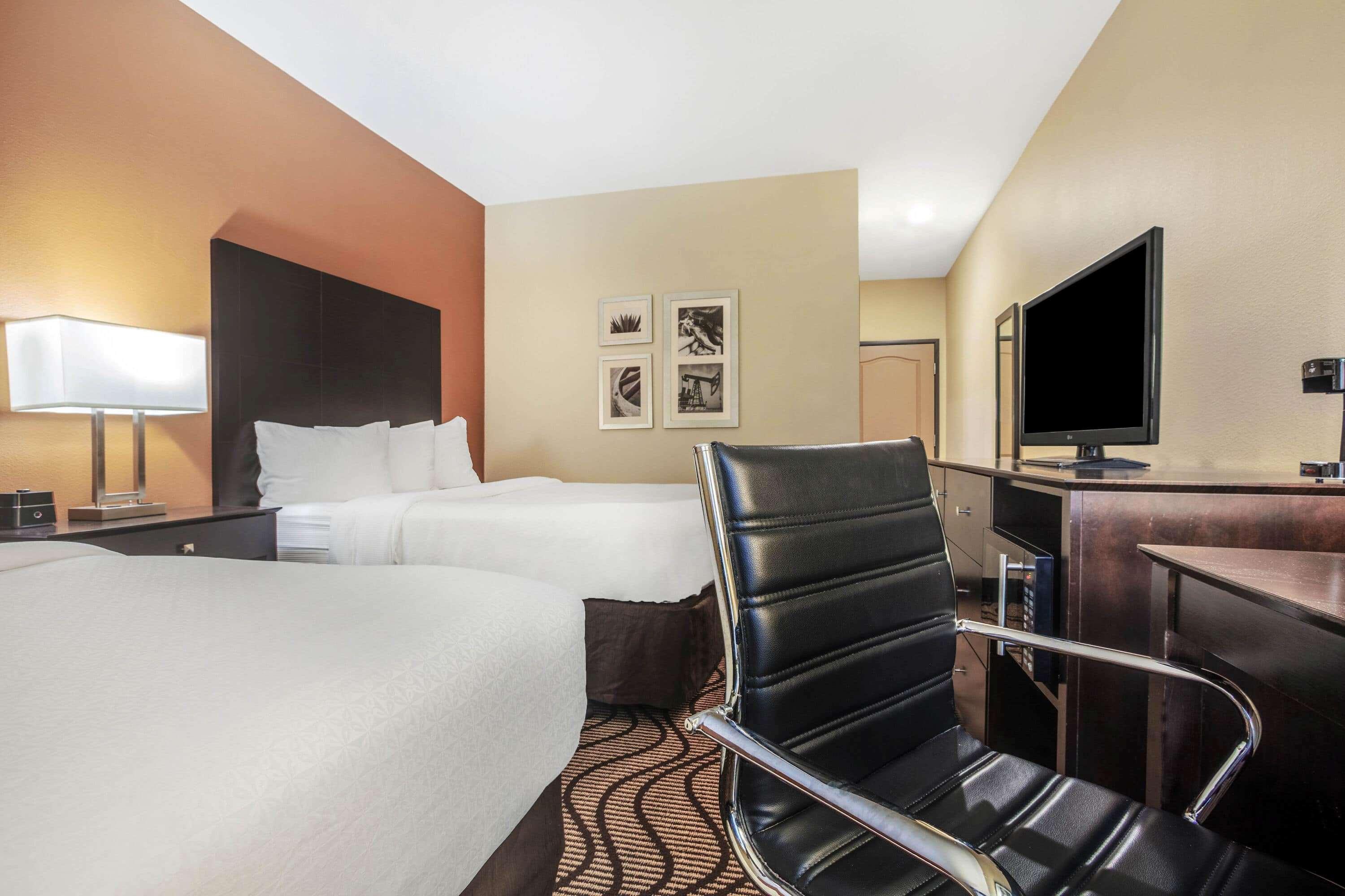 La Quinta By Wyndham Beeville Exterior foto